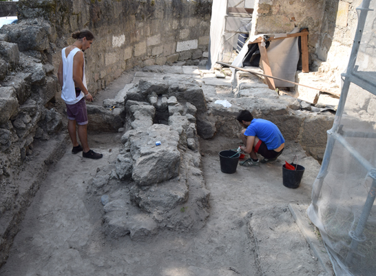 Estudos-arqueologicos-regressam-ao-Mosteiro-de-Santa-Clara