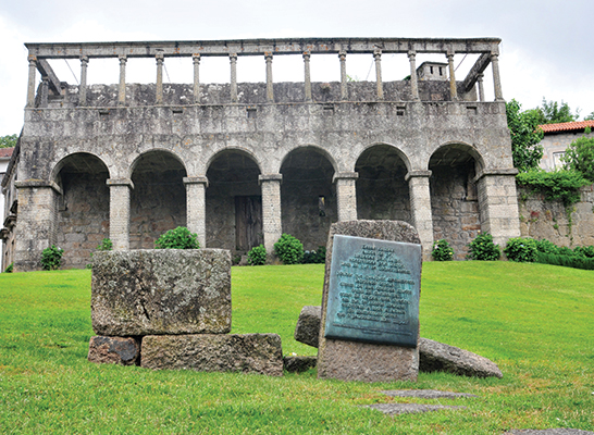 Solar-dos-Magalhaes-alvo-de-trabalhos-de-prospecao-arqueologica